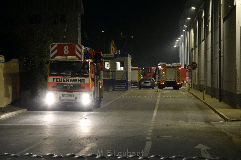 Feuer 2 AVG Koeln Rath Heumar Wikingerstr P105.JPG - Miklos Laubert